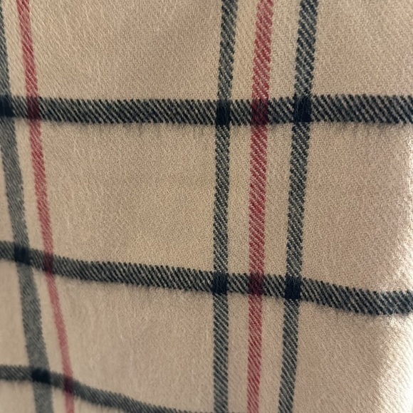 Plaid 100% Cashmere Scarf with Fringe Unisex Tan,Black,Red Quiet Luxury Preppy - Picture 5 of 7